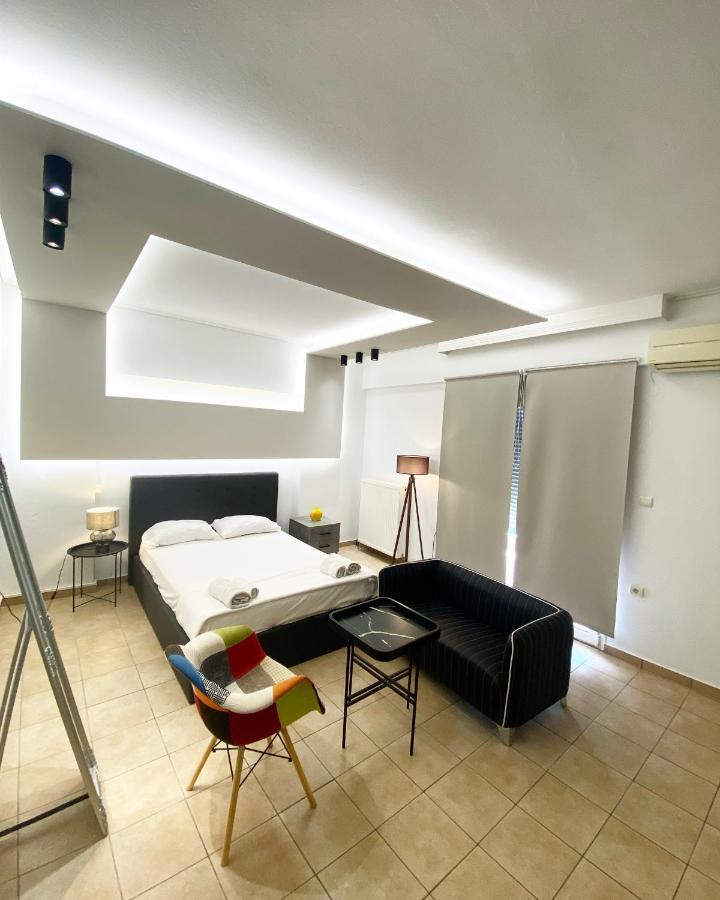 Central Appartment3 With Parking 라리사 외부 사진