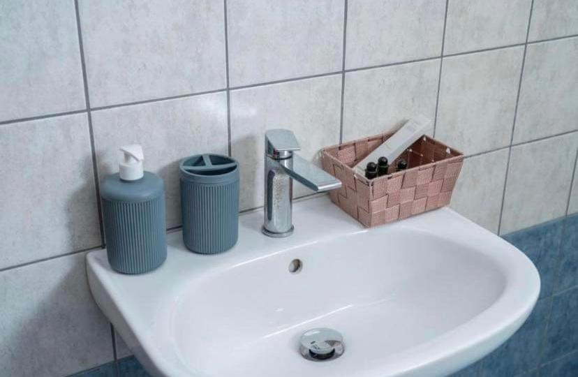 Central Appartment3 With Parking 라리사 외부 사진